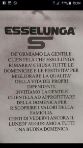 Chiusura domenicale Esselunga